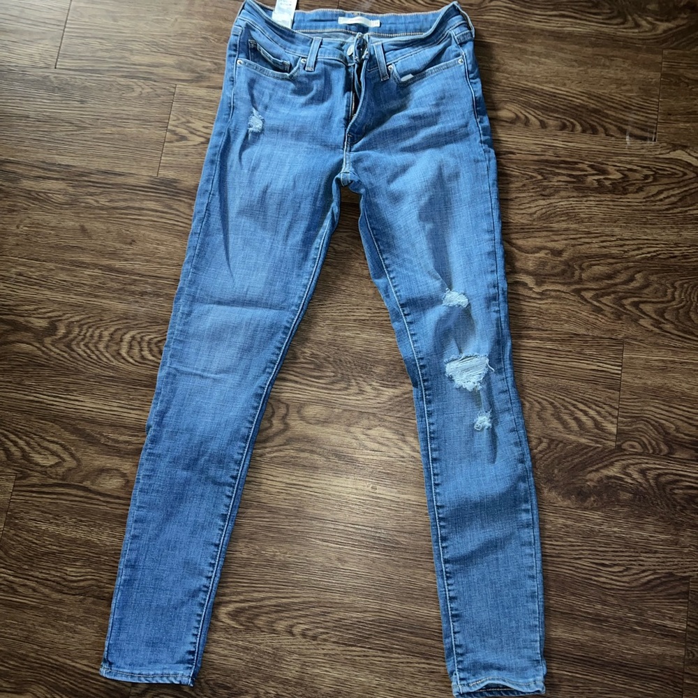 711 Skinny Levi’s Jeans